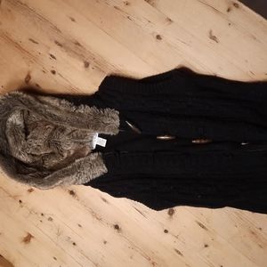 Woven vest with faux fur hood